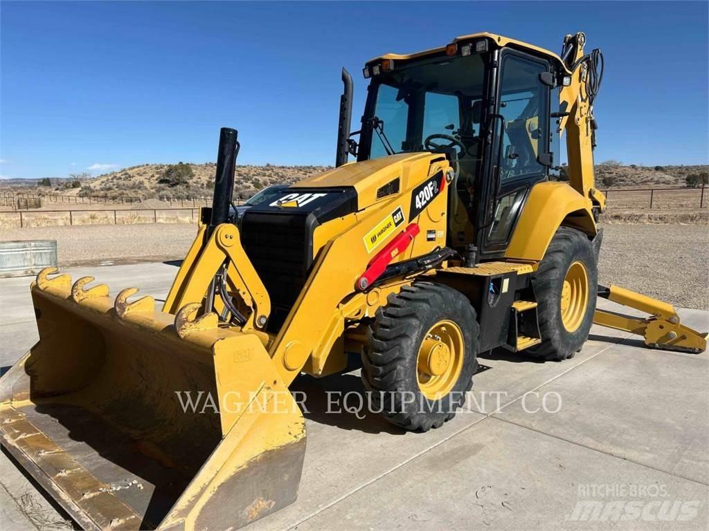 CAT 420F2ST Grävlastare