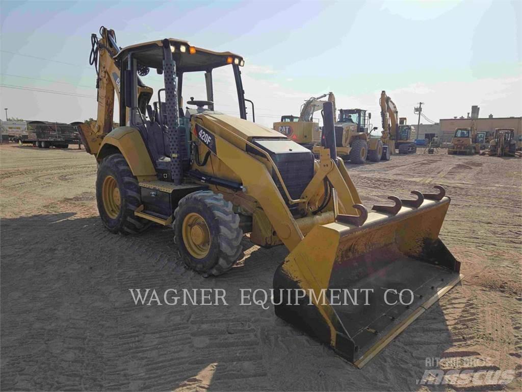 CAT 420F2ST Grävlastare