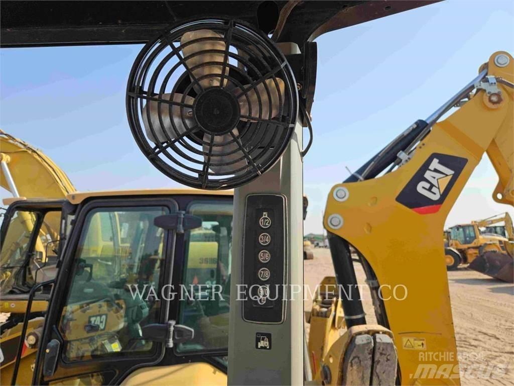 CAT 420F2ST Grävlastare