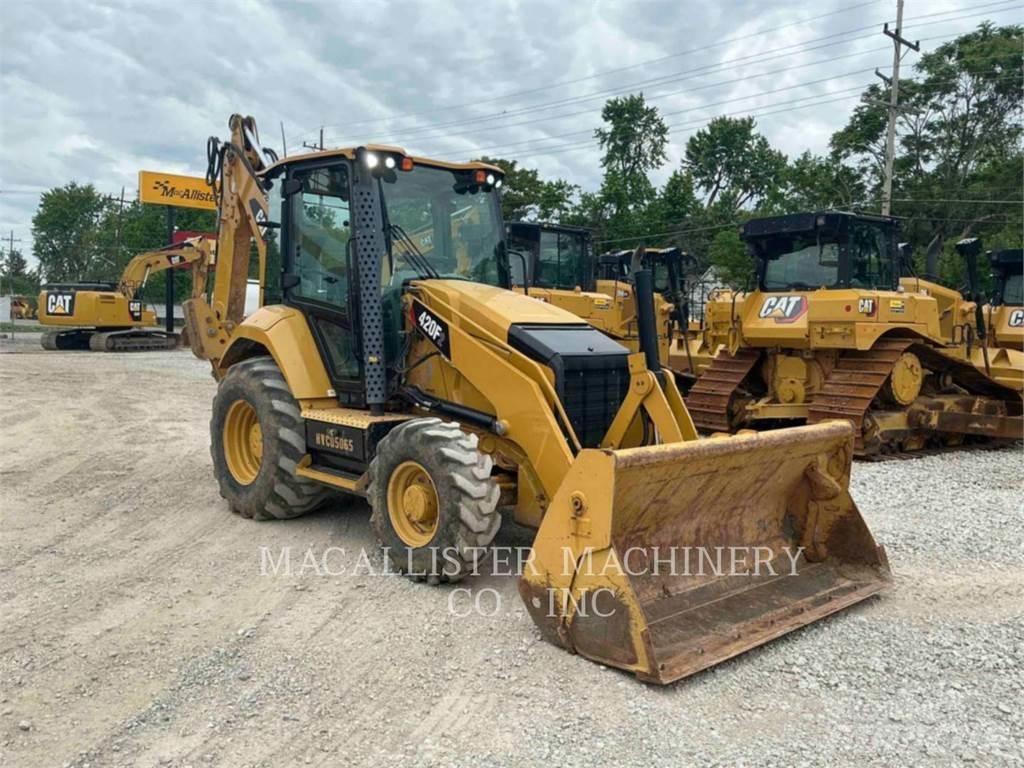 CAT 420F2ST Grävlastare