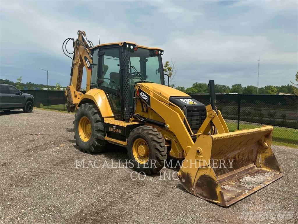 CAT 420F2ST Grävlastare