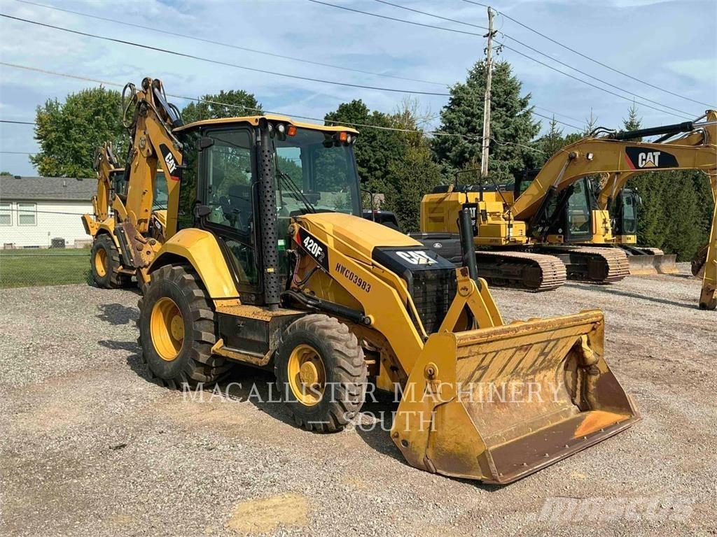 CAT 420F2ST Grävlastare