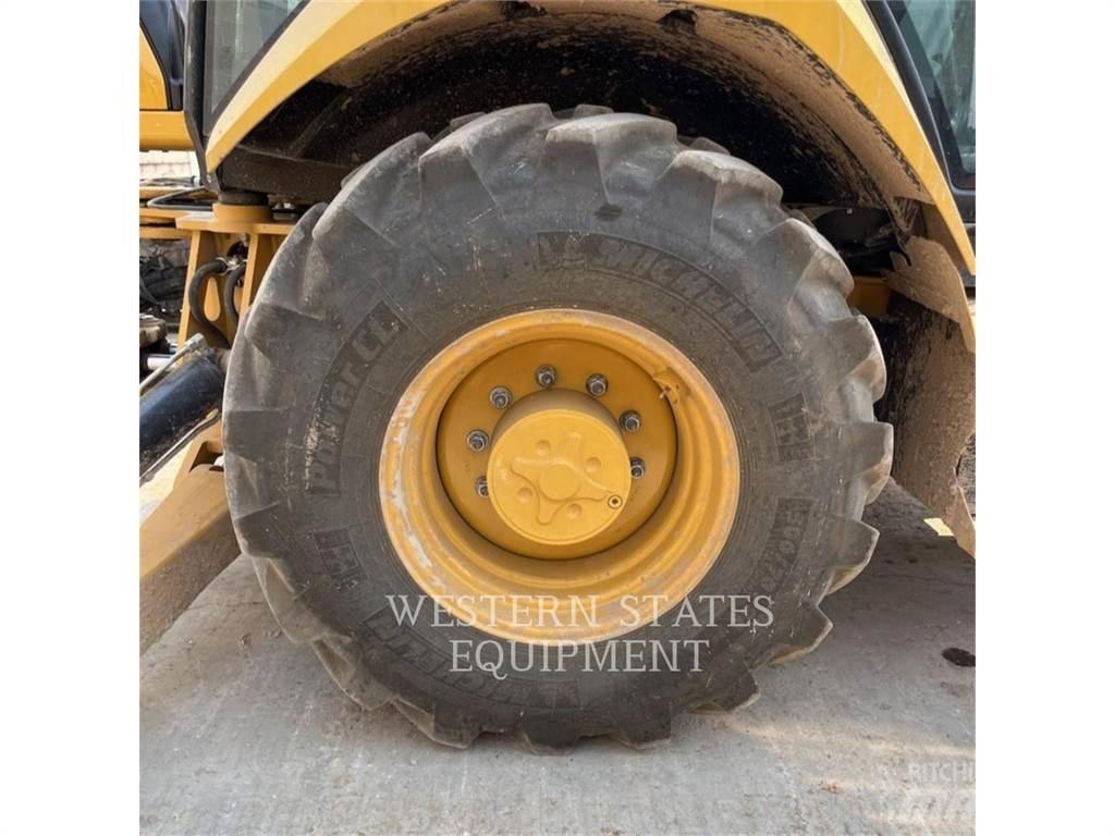CAT 420XE Grävlastare