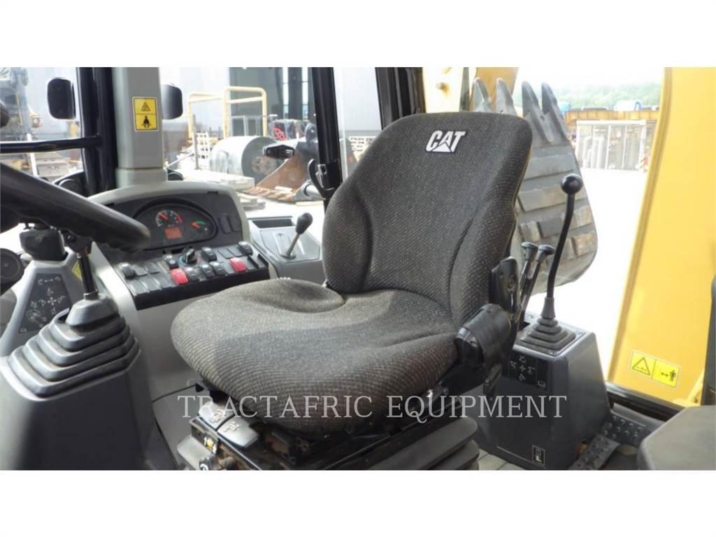 CAT 426F2LRC Grävlastare