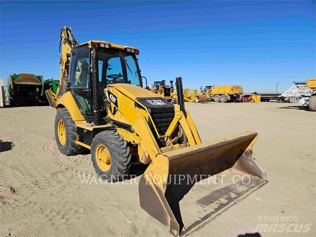 CAT 430F 4WD Grävlastare