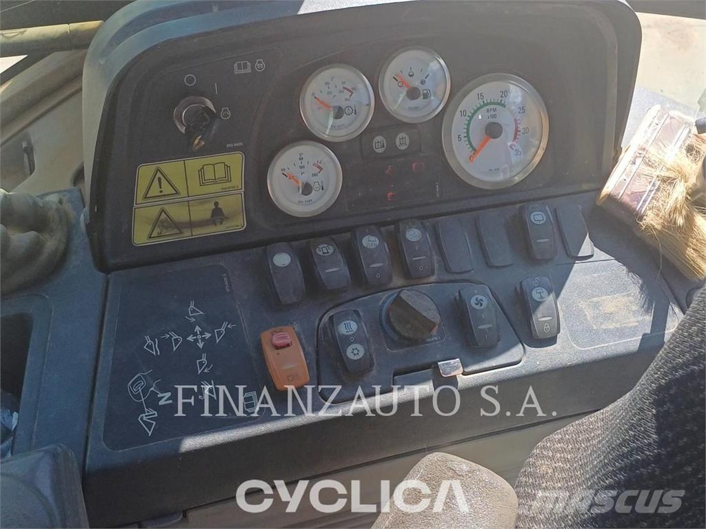 CAT 432F Grävlastare