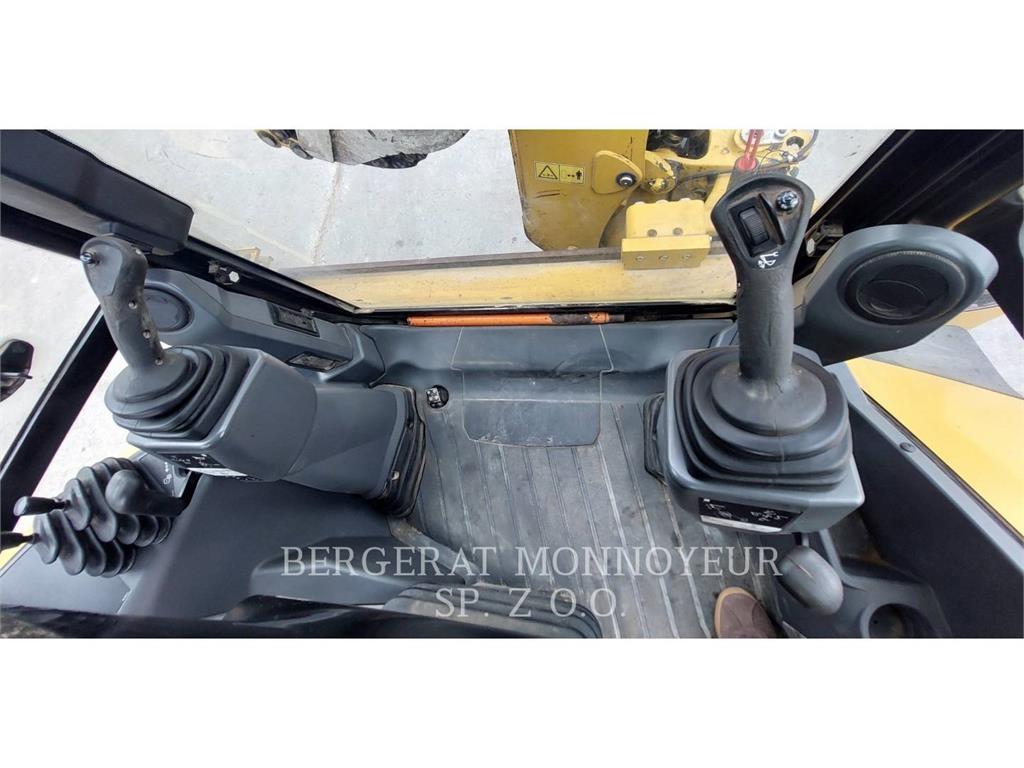 CAT 432F2 Grävlastare