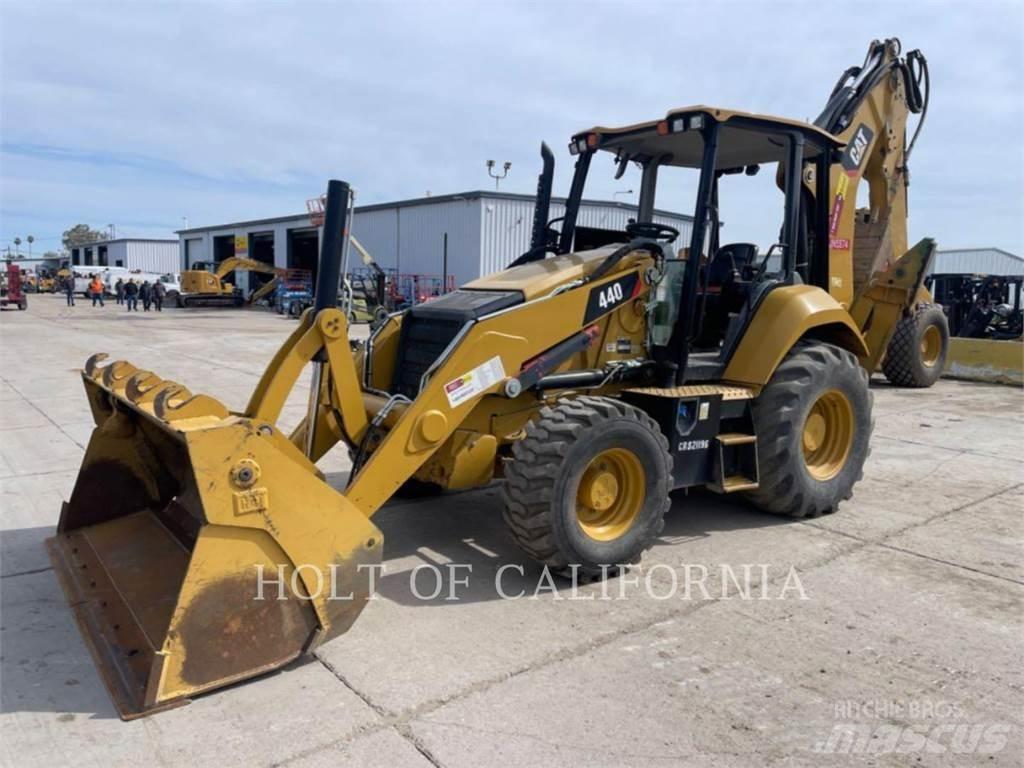 CAT 440 Grävlastare