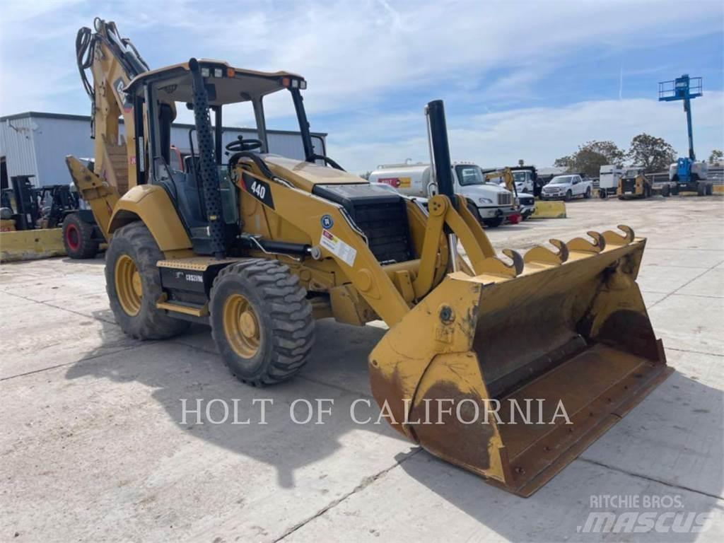 CAT 440 Grävlastare