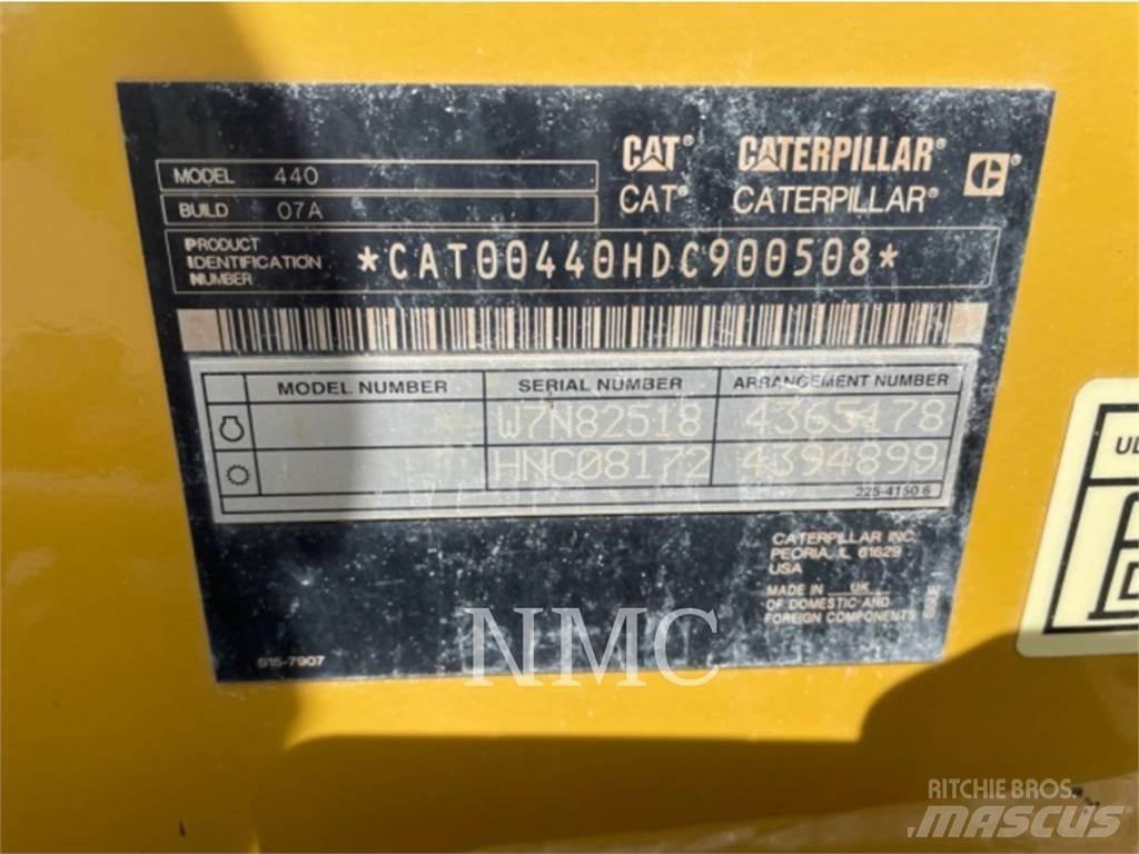 CAT 440 Grävlastare