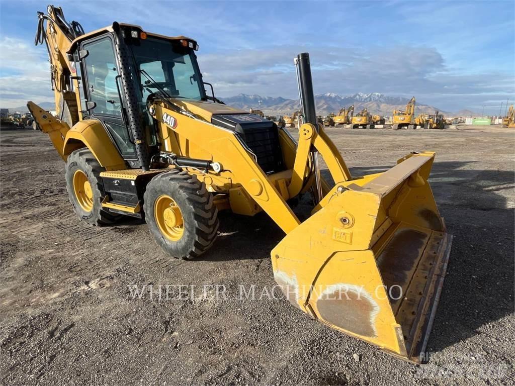CAT 440 TH Grävlastare