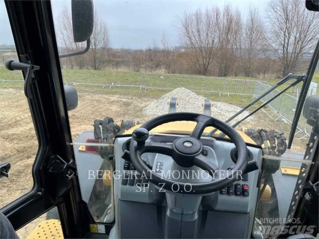 CAT 444F2 Grävlastare