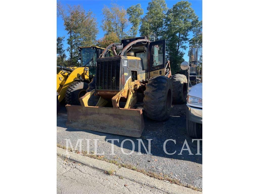 CAT 525B Lunnare