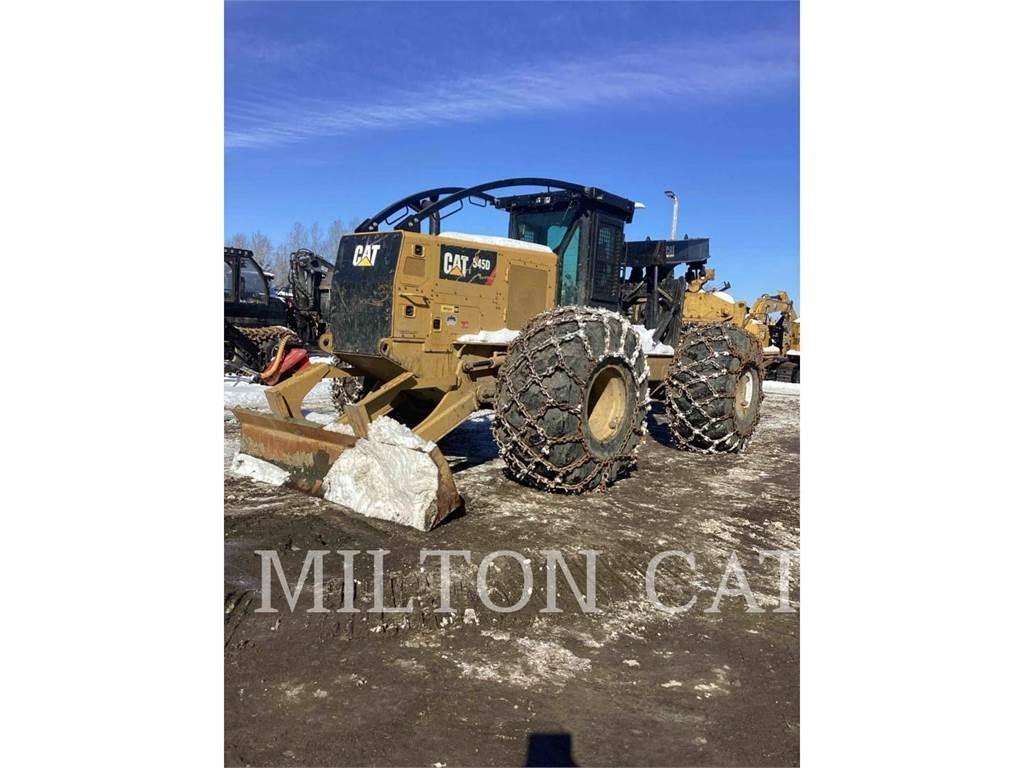 CAT 545D Lunnare