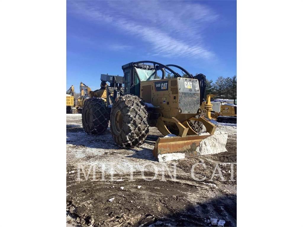 CAT 545D Lunnare