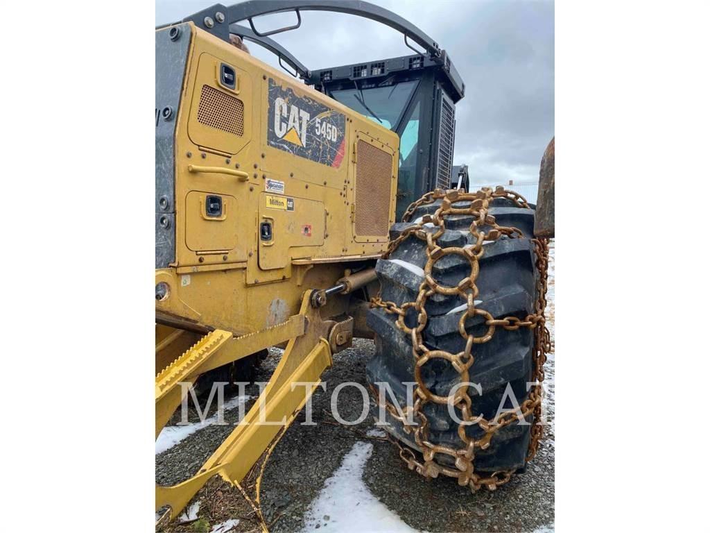 CAT 545D Lunnare