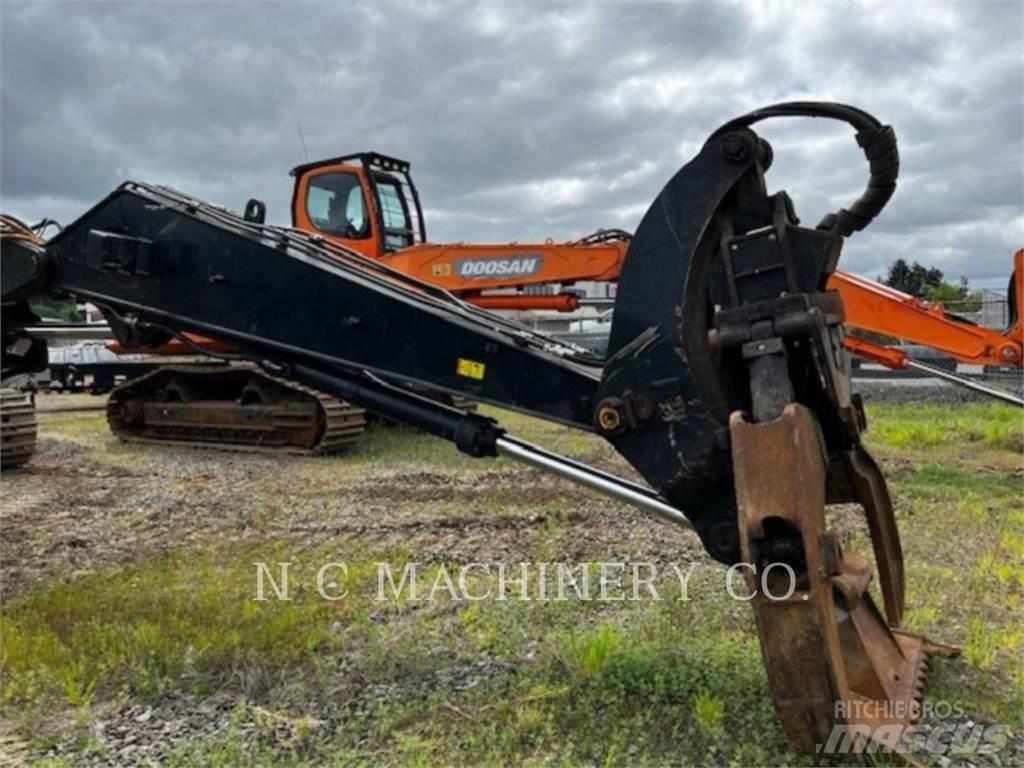 CAT 568FM LL Skogstraktorer