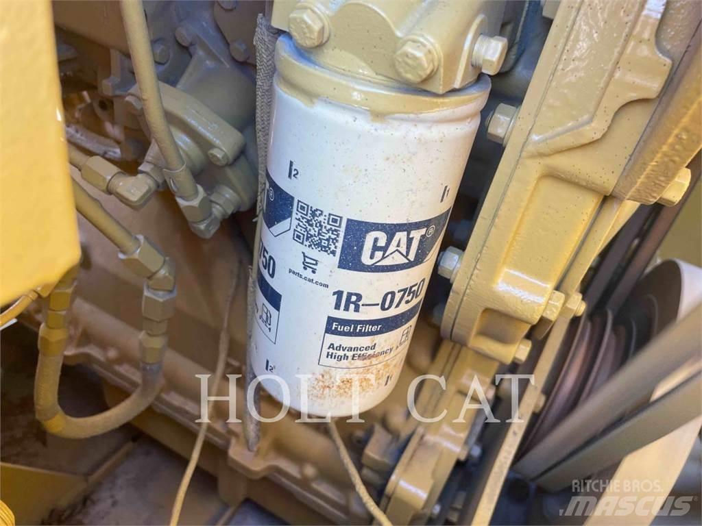 CAT 572G Rörläggningsmaskiner