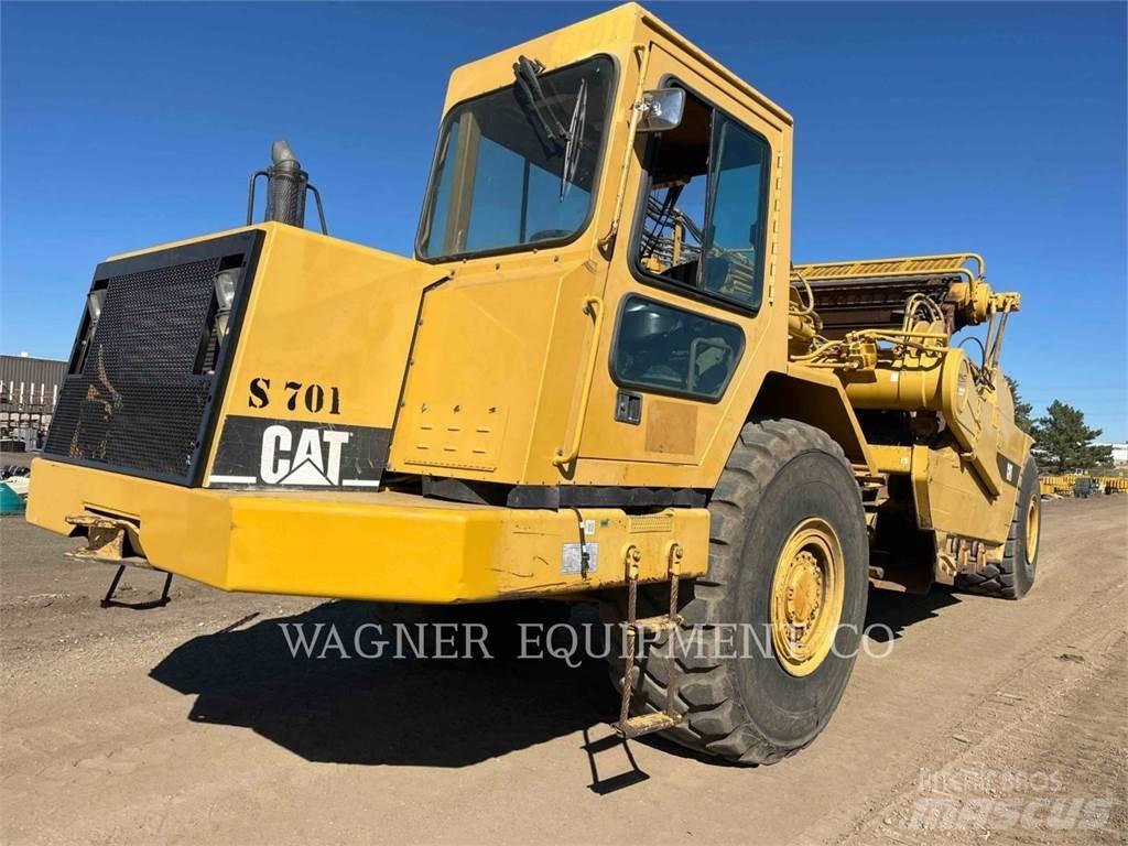 CAT 615C II Schaktvagnar