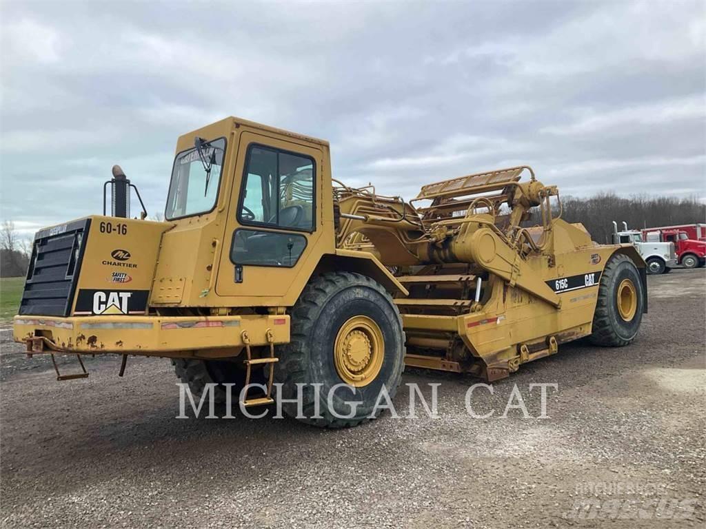 CAT 615CII A Schaktvagnar