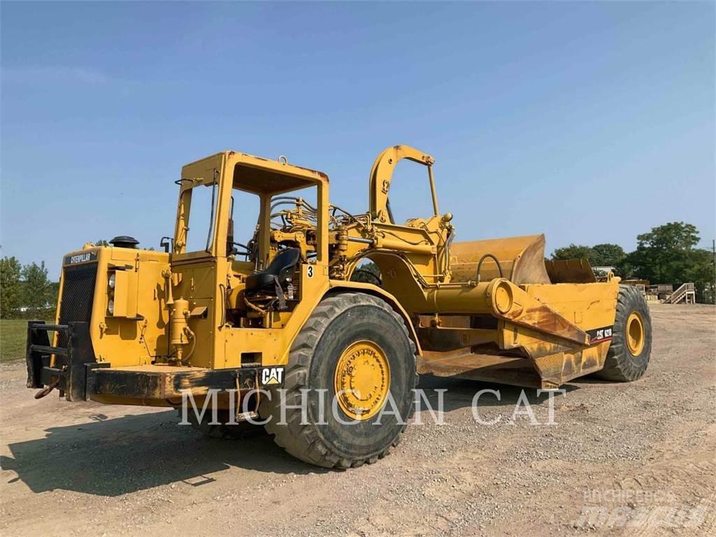 CAT 621 Schaktvagnar