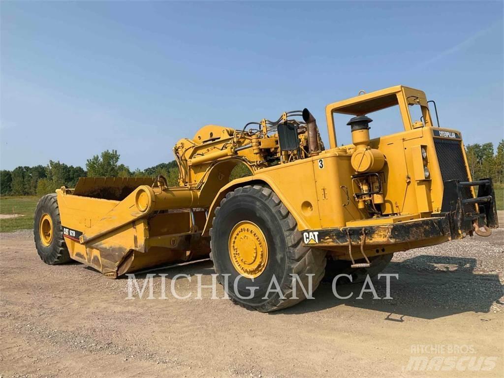 CAT 621 Schaktvagnar