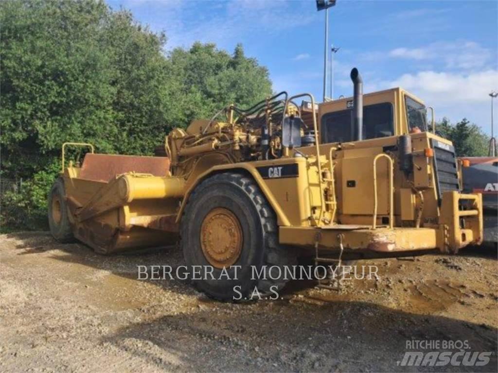 CAT 621F Schaktvagnar