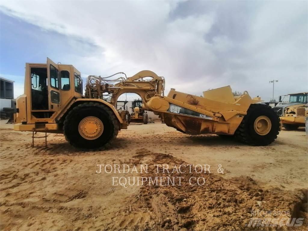CAT 621G Schaktvagnar
