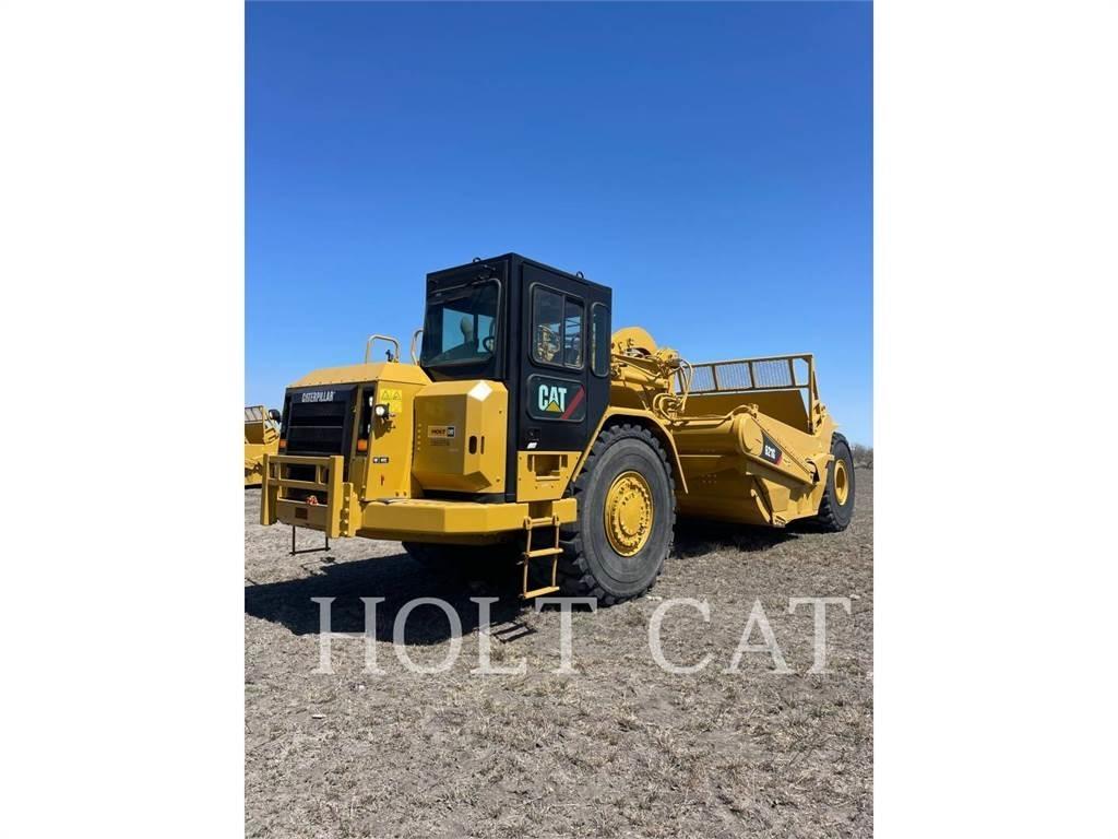 CAT 621G Schaktvagnar
