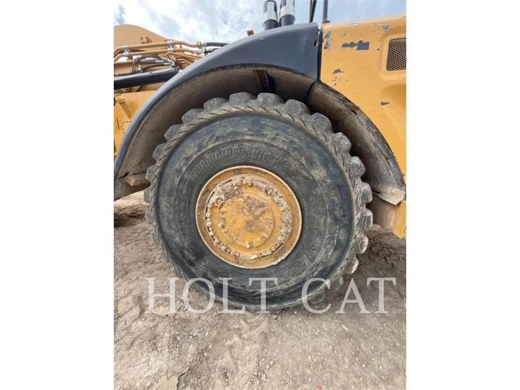 CAT 621K Schaktvagnar