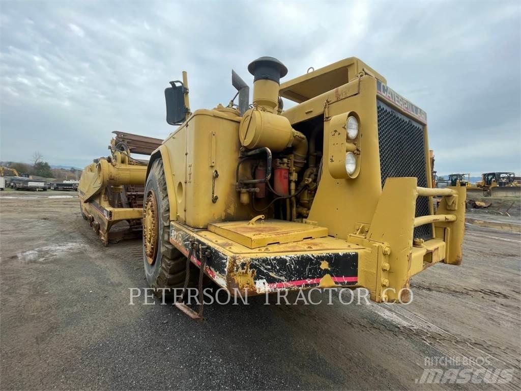 CAT 623B Schaktvagnar
