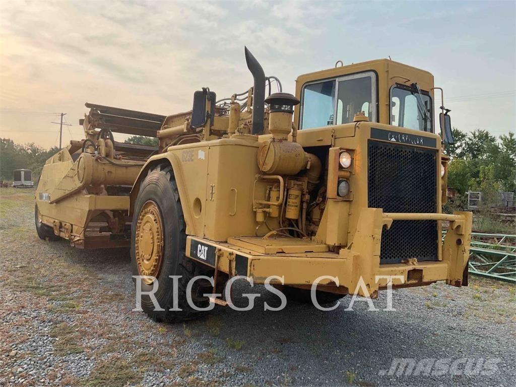CAT 623B Schaktvagnar