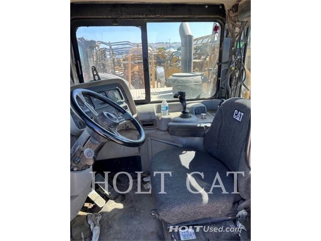 CAT 623G Schaktvagnar
