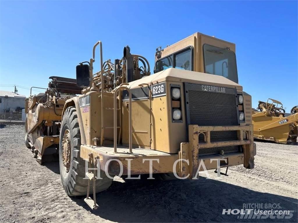 CAT 623G Schaktvagnar