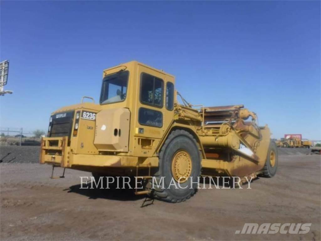 CAT 623G Schaktvagnar