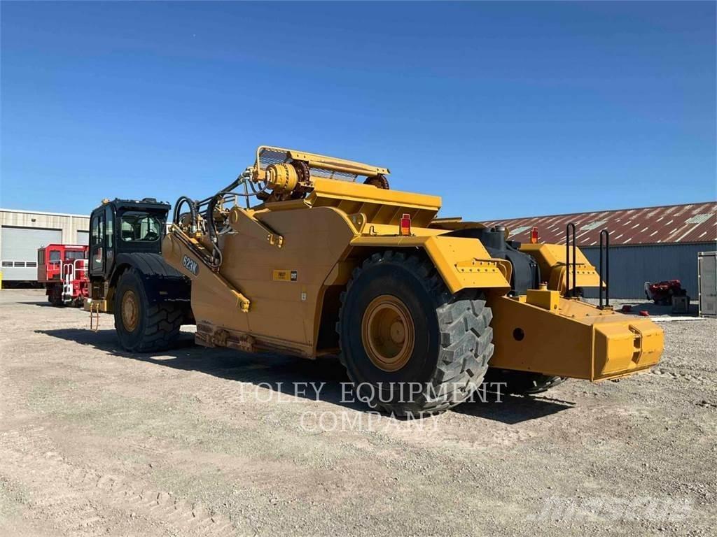 CAT 623K Schaktvagnar
