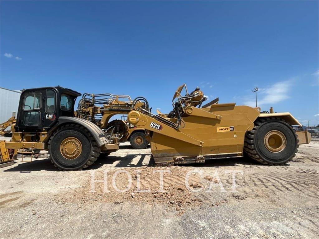 CAT 623K Schaktvagnar