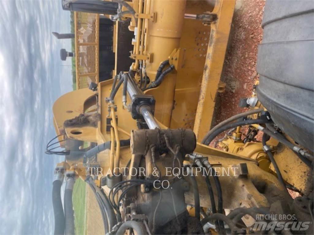 CAT 627H Schaktvagnar