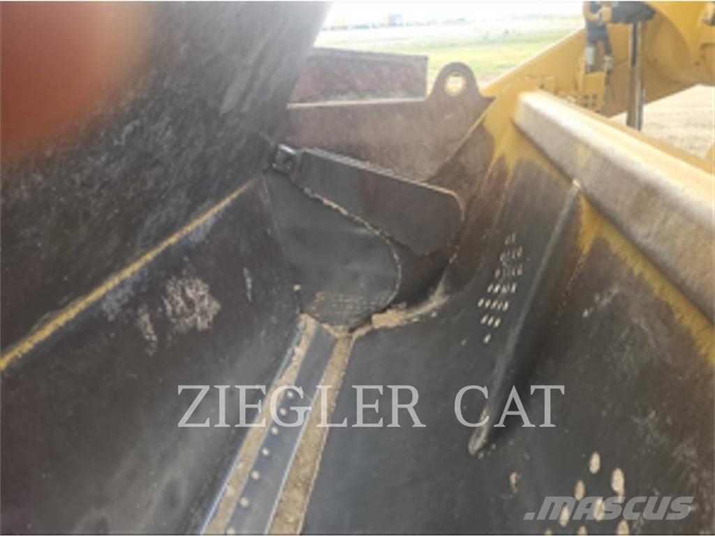 CAT 627K Schaktvagnar