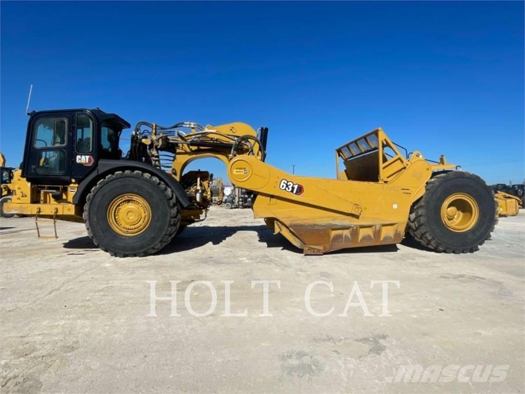 CAT 631 Schaktvagnar