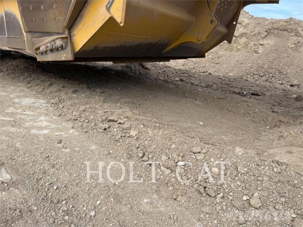 CAT 631 Schaktvagnar