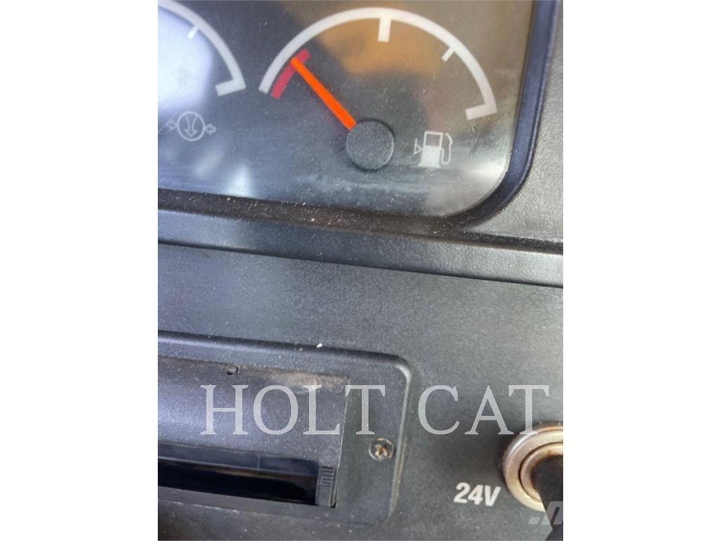 CAT 631G Schaktvagnar