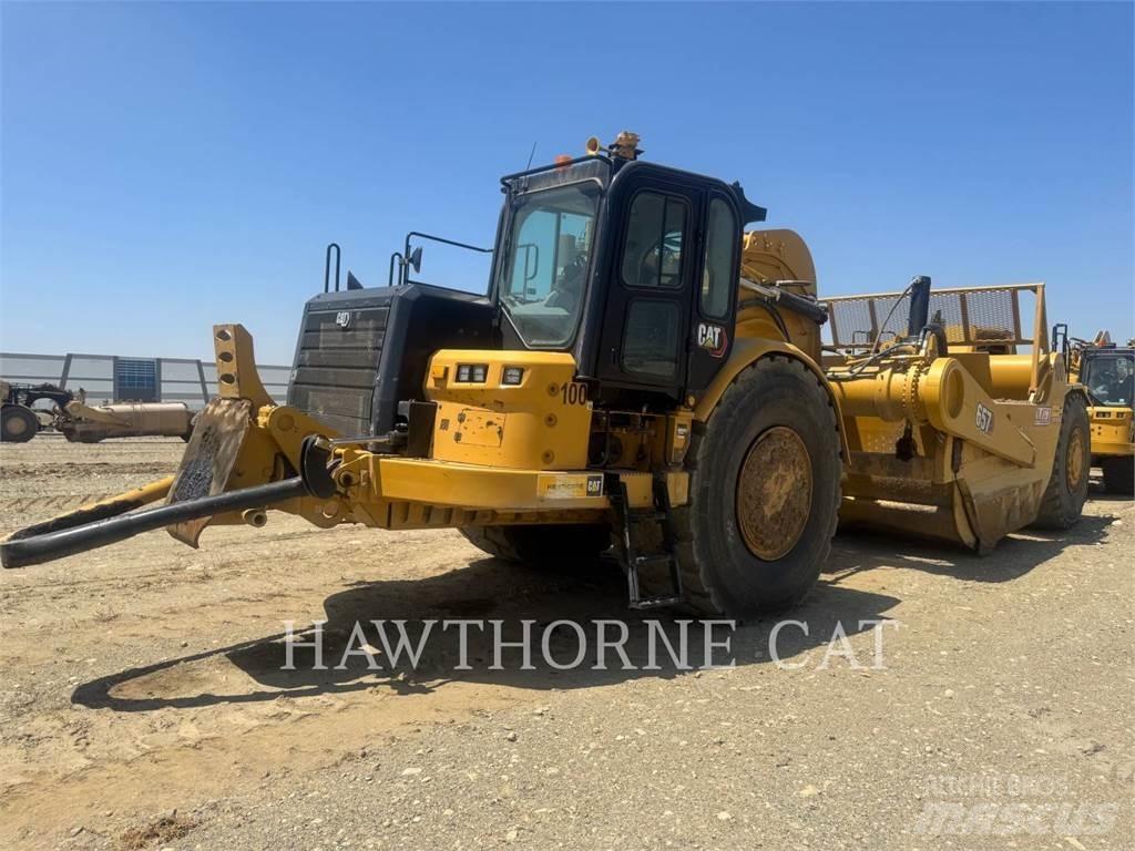 CAT 657 Schaktvagnar