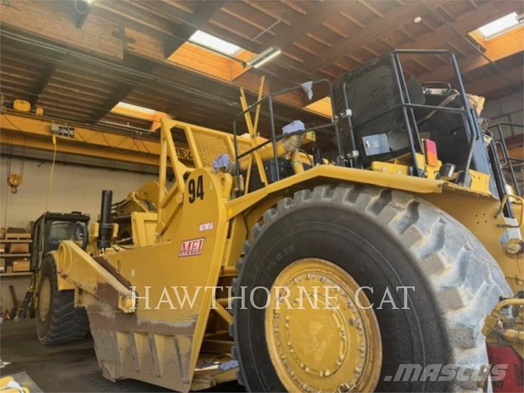 CAT 657 Schaktvagnar