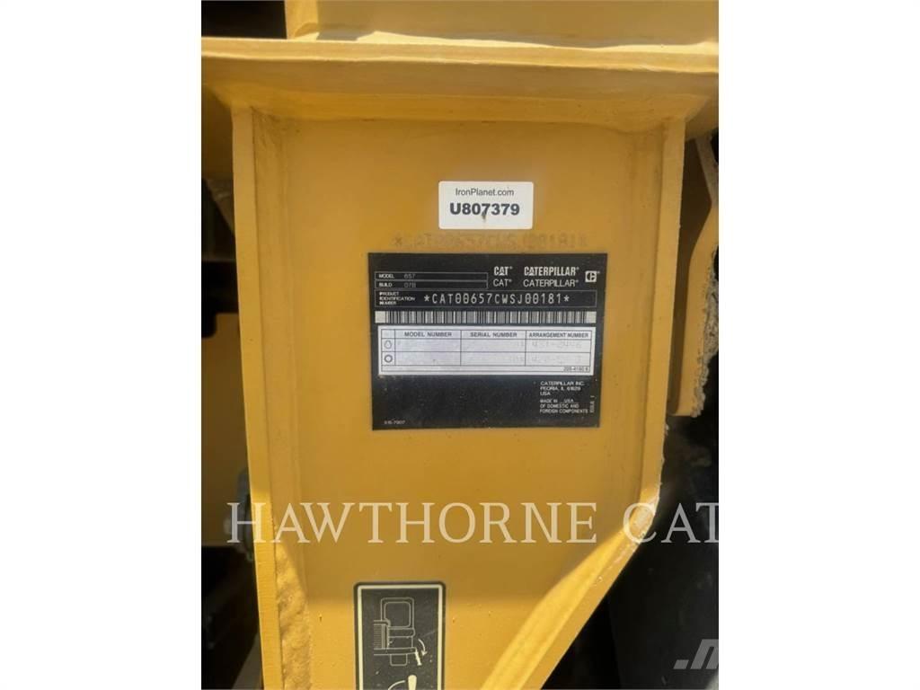 CAT 657 Schaktvagnar