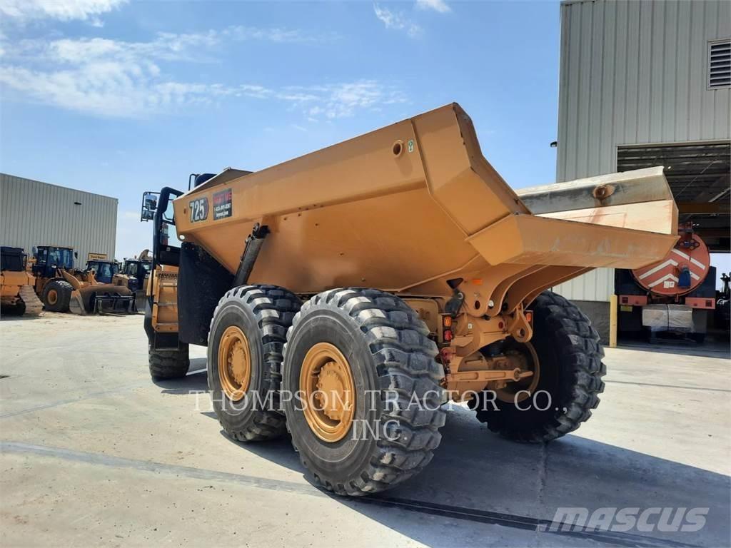 CAT 725 Midjestyrd dumper