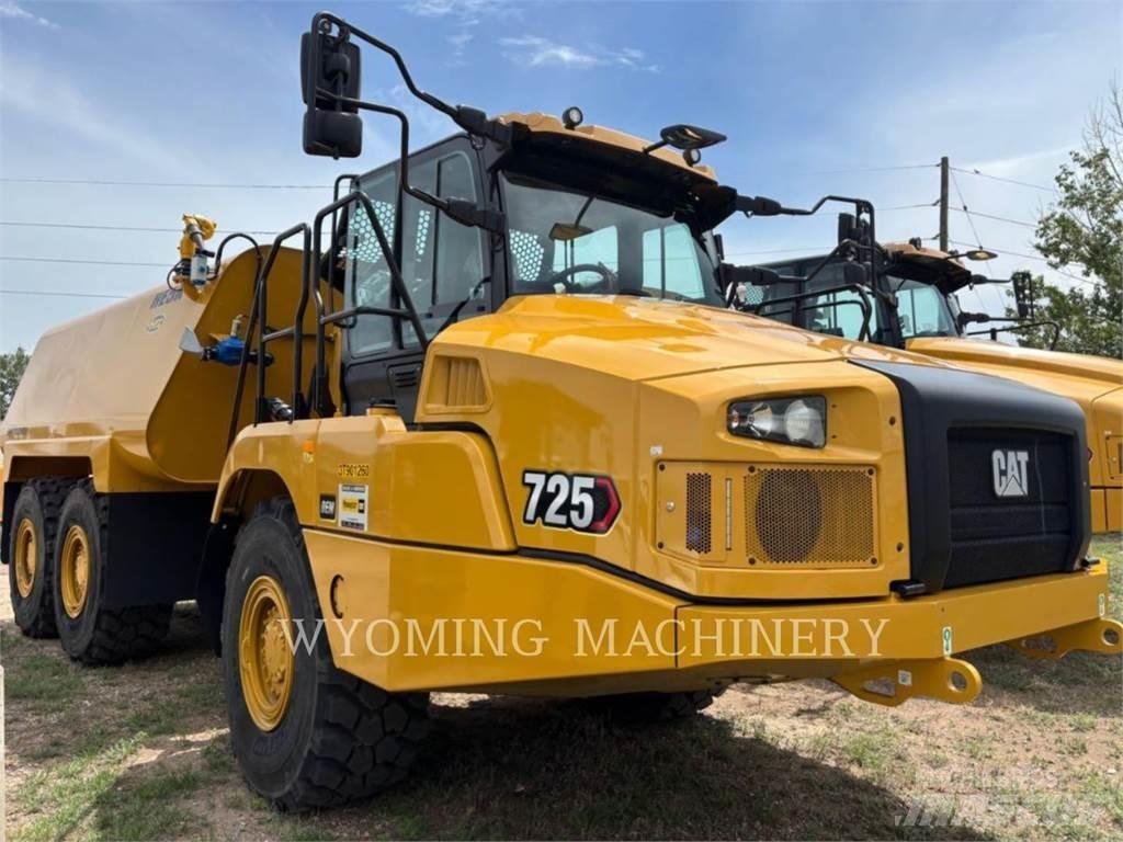 CAT 725 Midjestyrd dumper