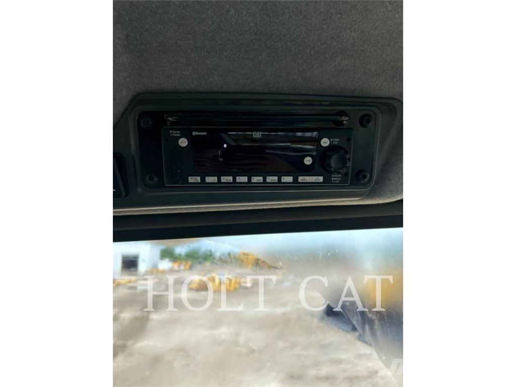 CAT 725 Midjestyrd dumper