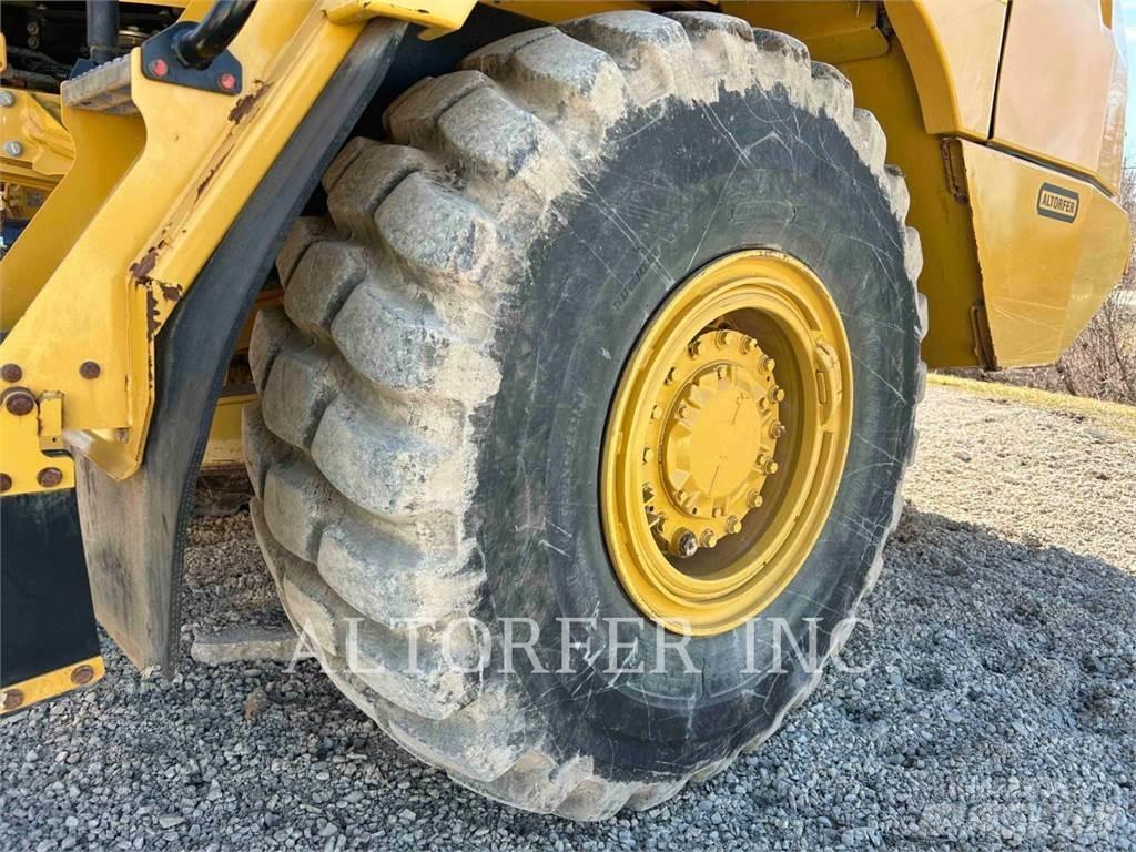 CAT 725C2 Midjestyrd dumper