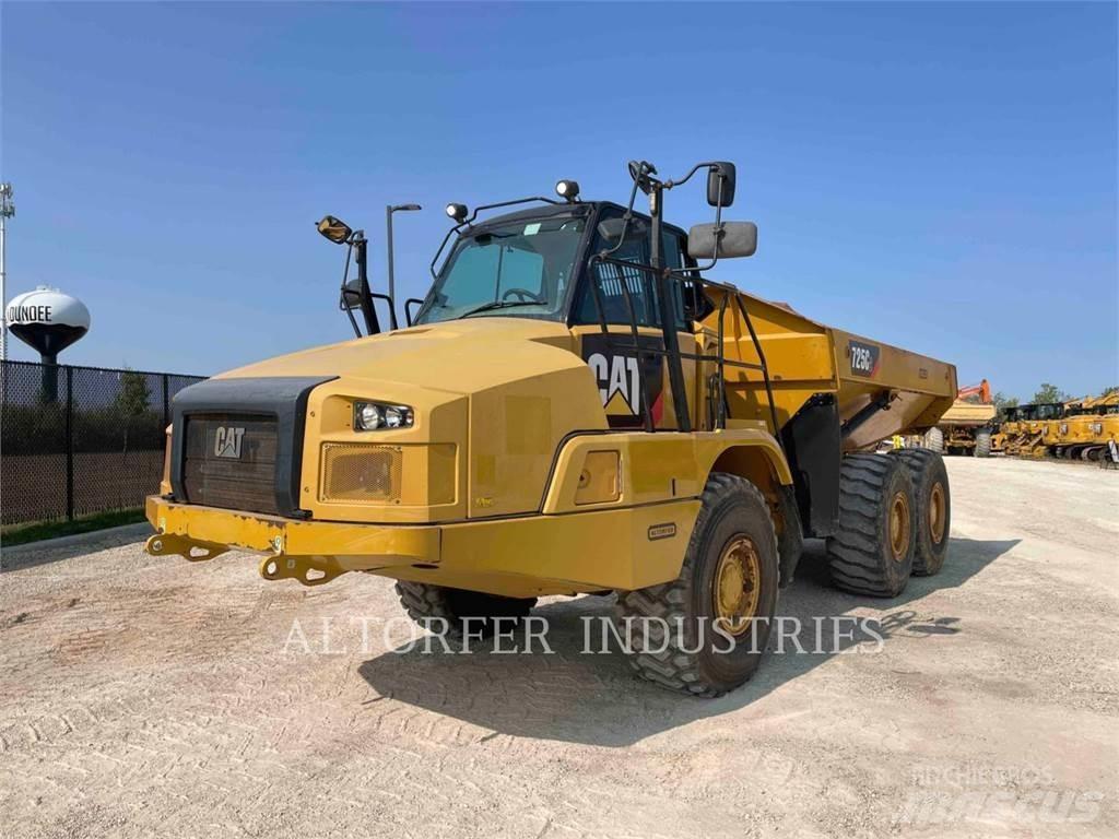 CAT 725C2 Midjestyrd dumper